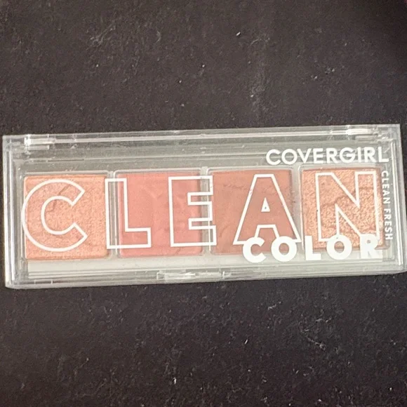 COVERGIRL Clean Color Eyeshadow Palette - Peach and Nude - Picture 2 of 9